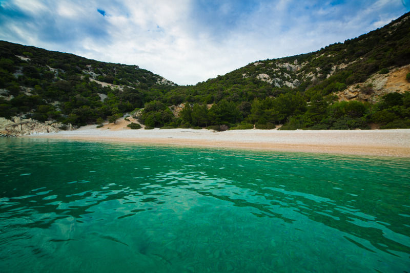 Hotel Zlatni Lav Martinscica  Luaran gambar