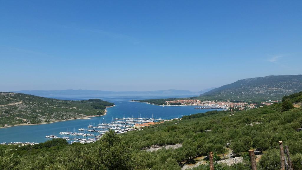 Hotel Zlatni Lav Martinscica  Luaran gambar